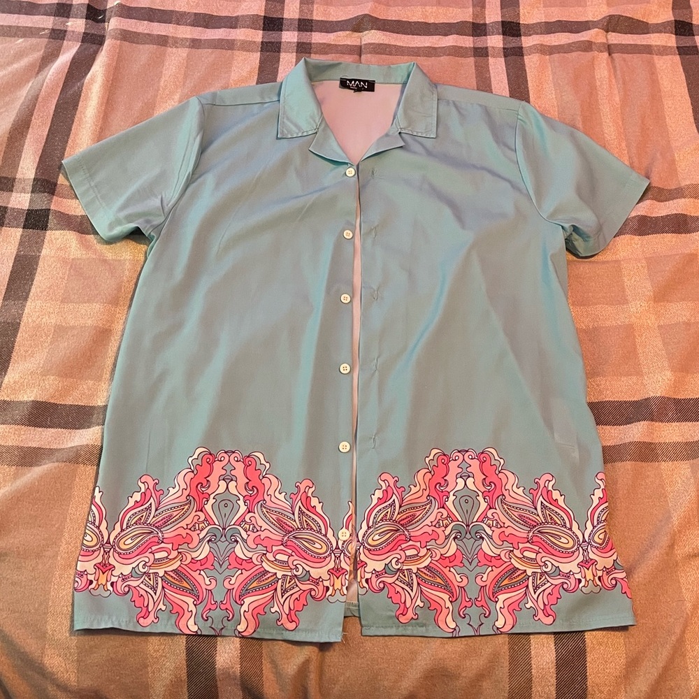 Short sleeve button up camp shirt